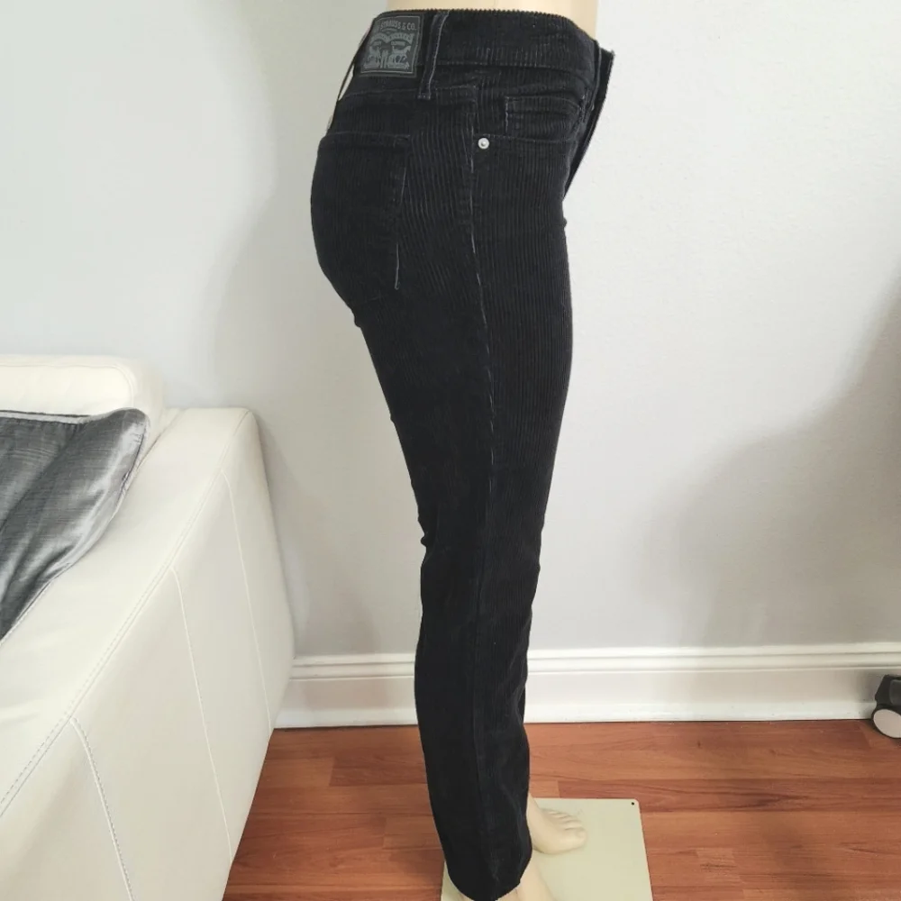 New with tags Levi's size 4 or 27 - Picture 3 of 7